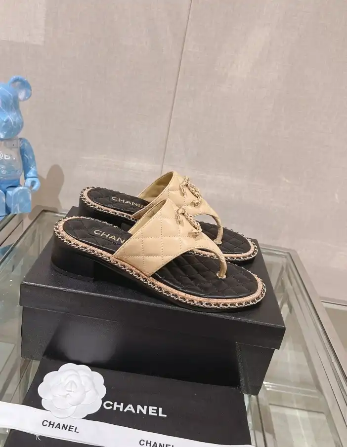 hype Chanel Slippers