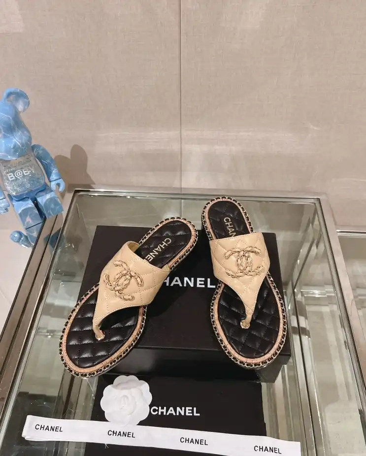 hype Chanel Slippers