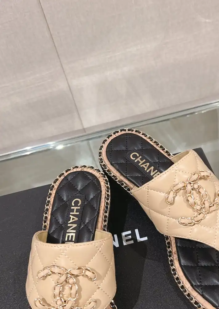 hype Chanel Slippers