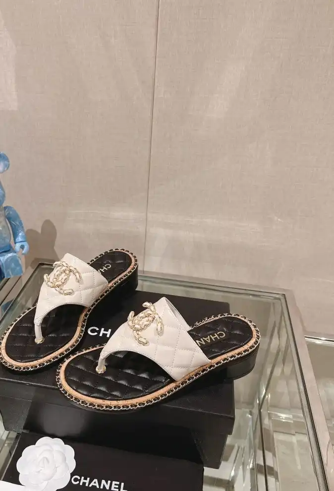 hype Chanel Slippers