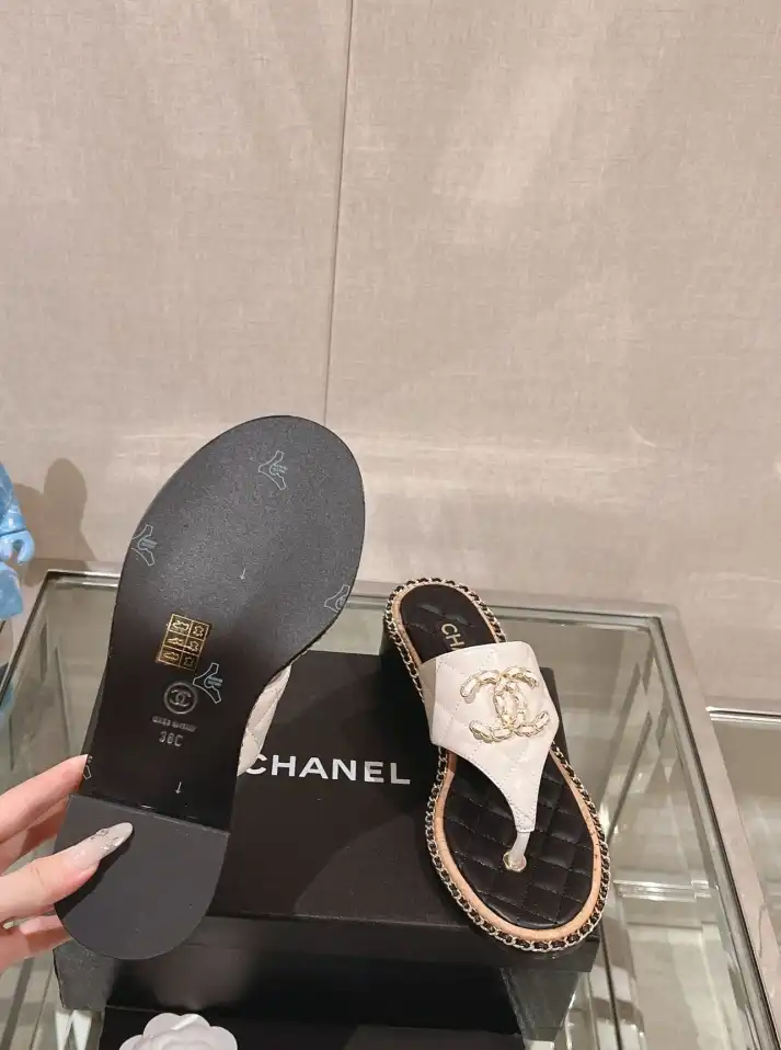 hype Chanel Slippers