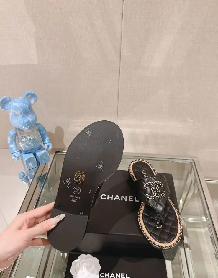 hype Chanel Slippers