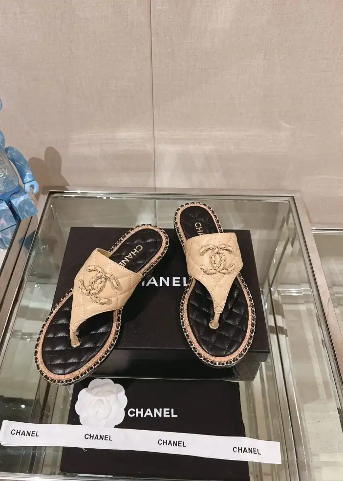 hype Chanel Slippers