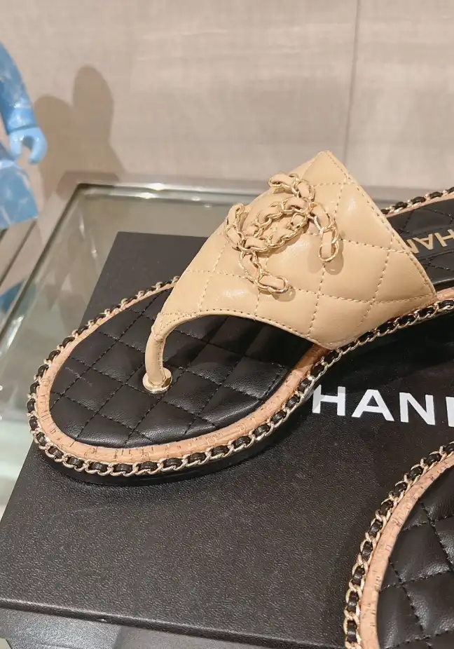 hype Chanel Slippers