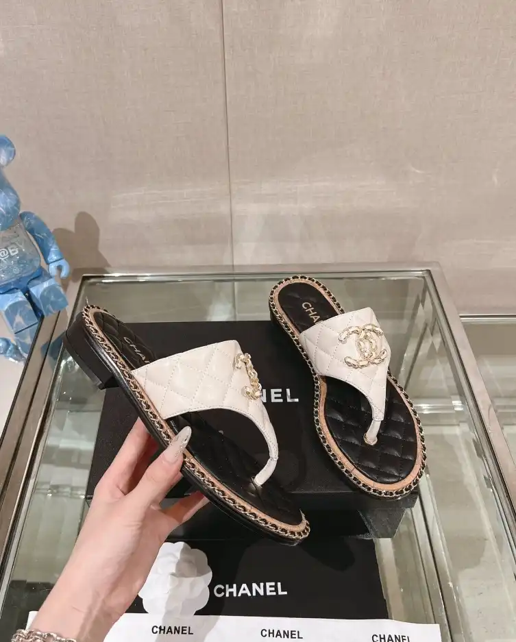 hype Chanel Slippers