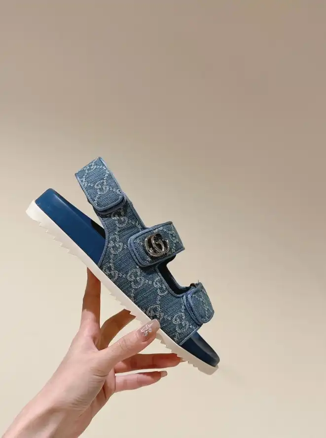 hype Gucci Sandals