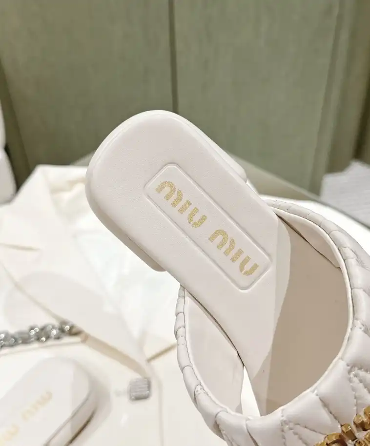 hype Miu Miu Slippers