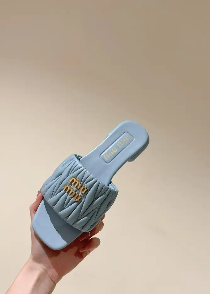 hype Miu Miu Slippers