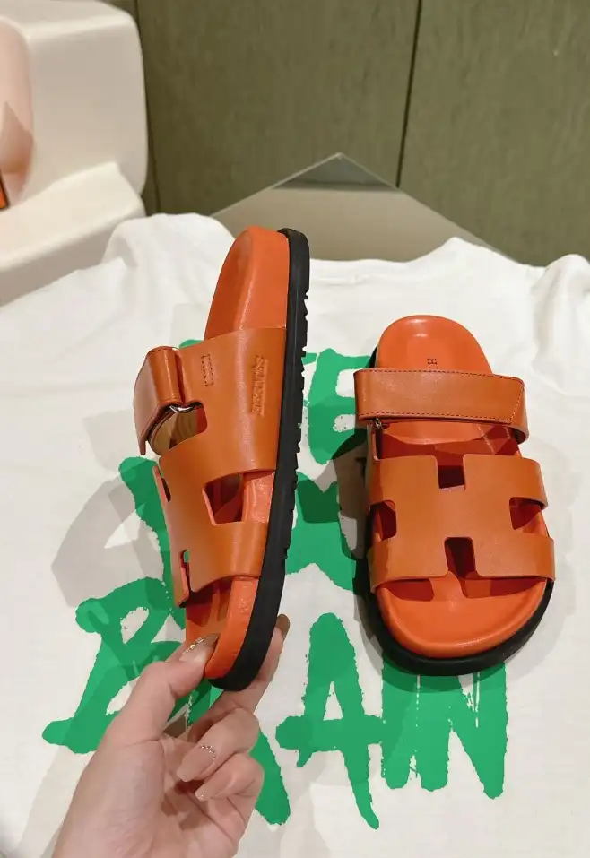 hype Hermes Slippers