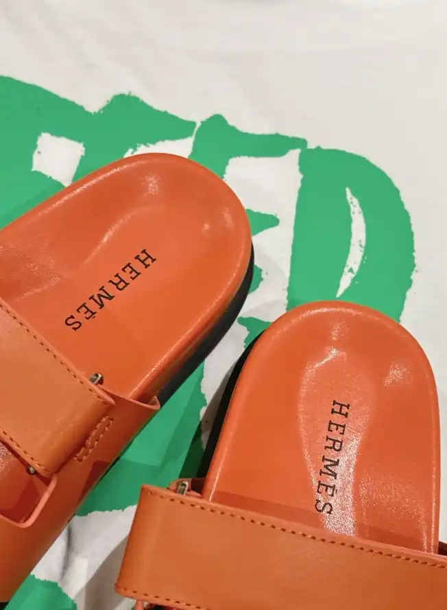 hype Hermes Slippers