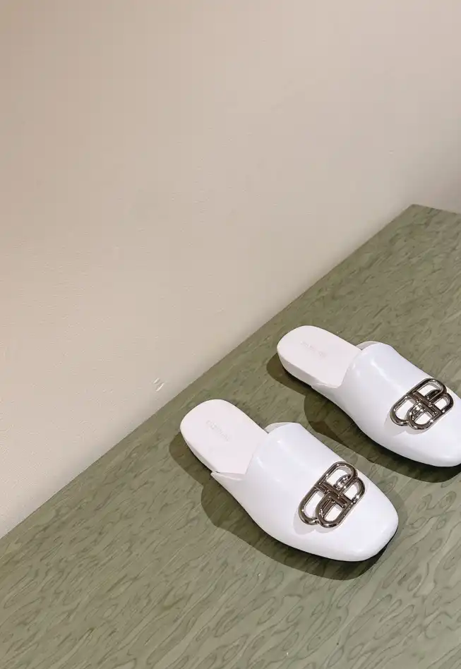 hype Balenciaga Slippers