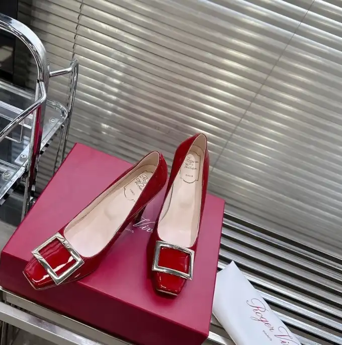 hype Roger Vivier High Heels