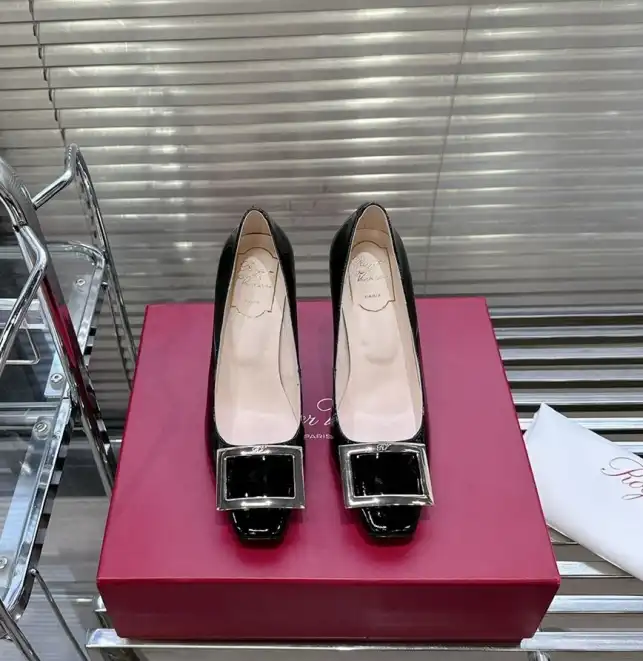 hype Roger Vivier High Heels