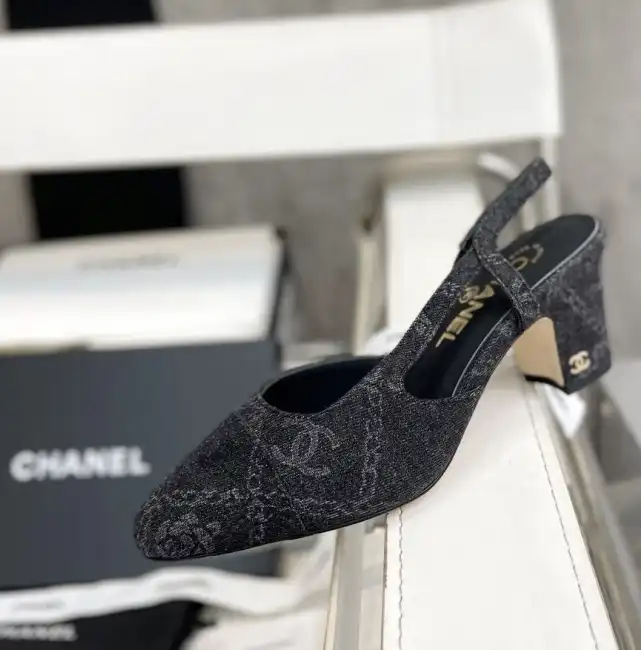 hype Chanel High Heels