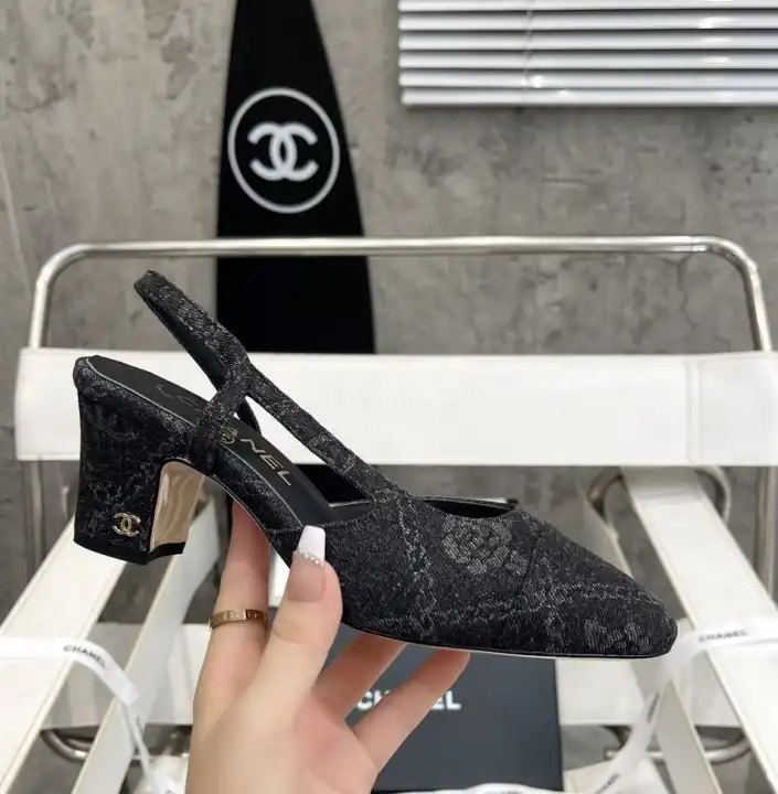 hype Chanel High Heels