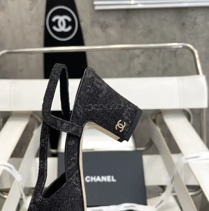 hype Chanel High Heels