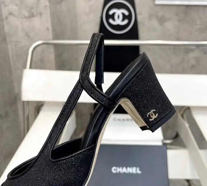 hype Chanel High Heels