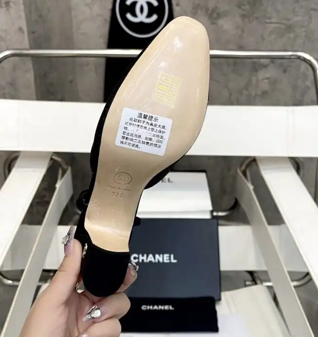 hype Chanel High Heels