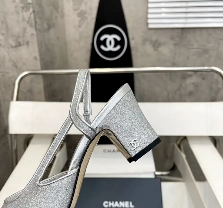 hype Chanel High Heels