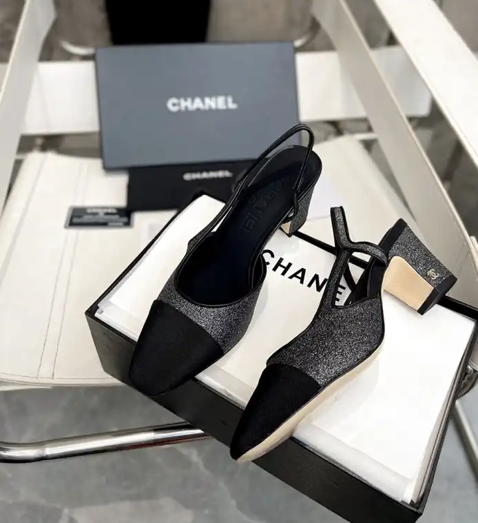 hype Chanel High Heels