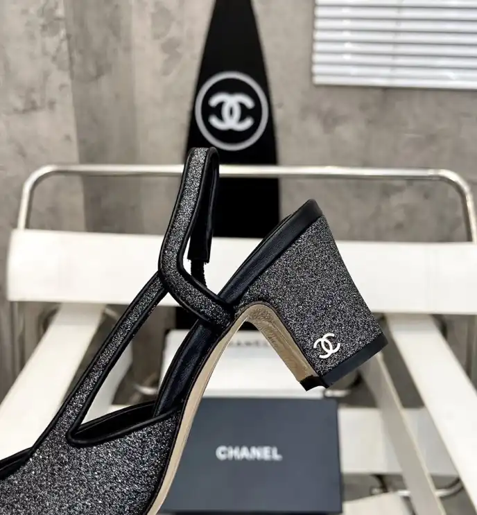 hype Chanel High Heels