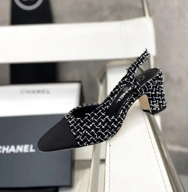 hype Chanel High Heels