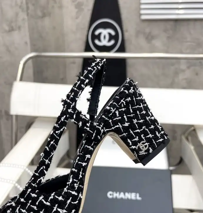 hype Chanel High Heels