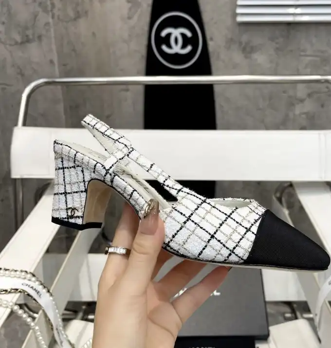 hype Chanel High Heels