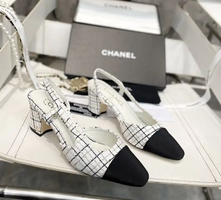 hype Chanel High Heels