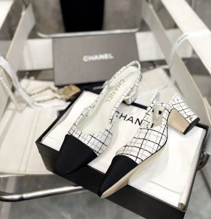 hype Chanel High Heels