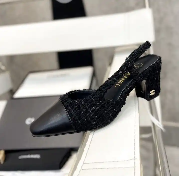 hype Chanel High Heels