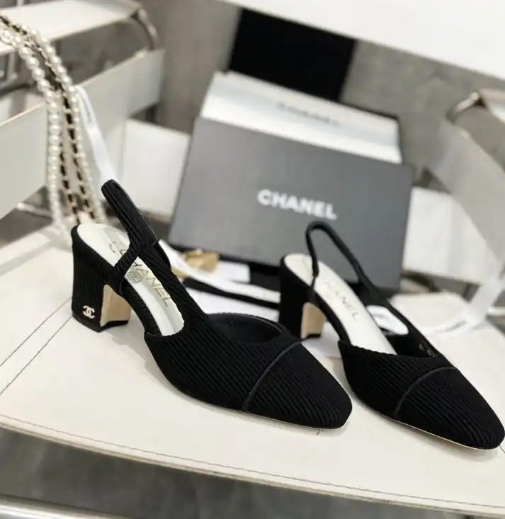 hype Chanel High Heels