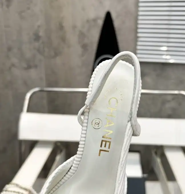 hype Chanel High Heels