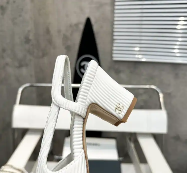 hype Chanel High Heels