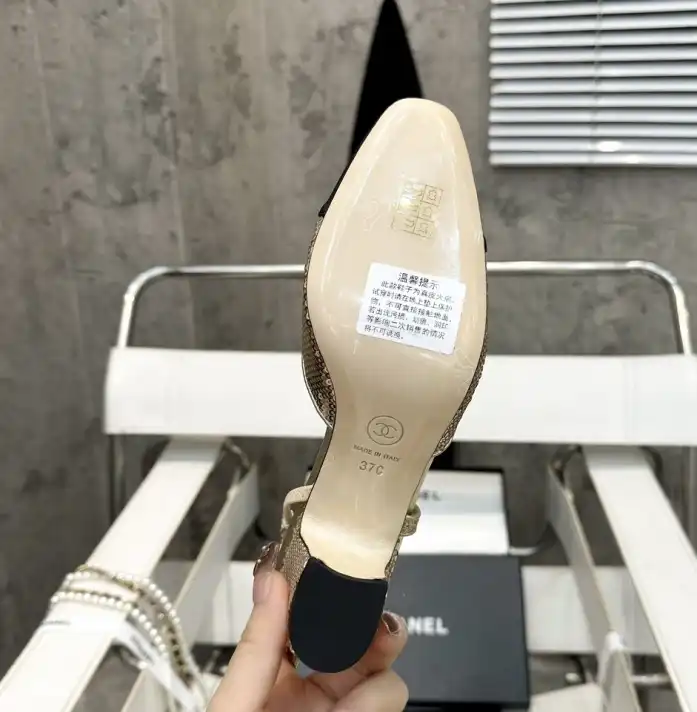 hype Chanel High Heels