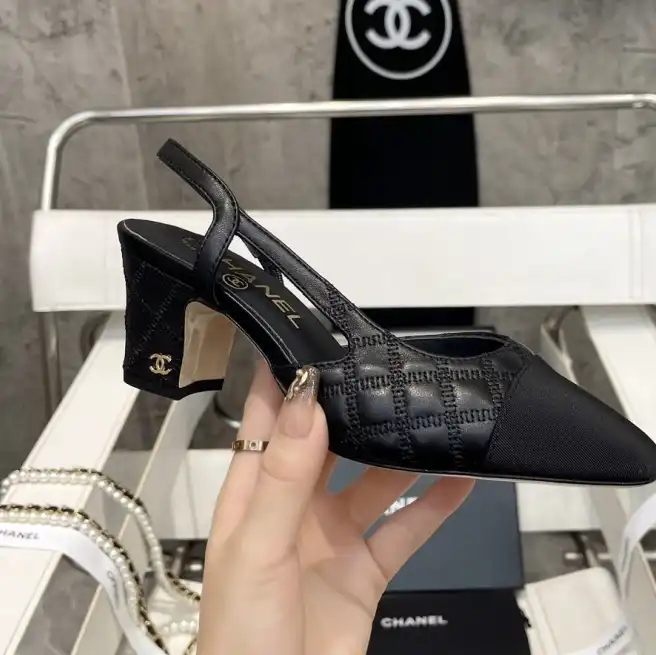 hype Chanel High Heels