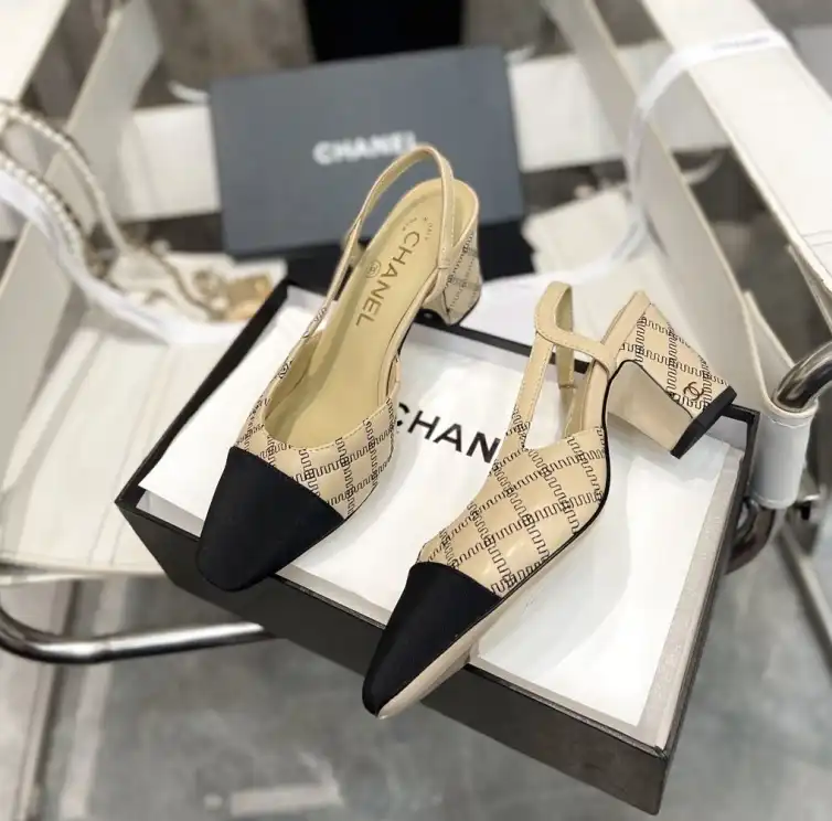 hype Chanel High Heels