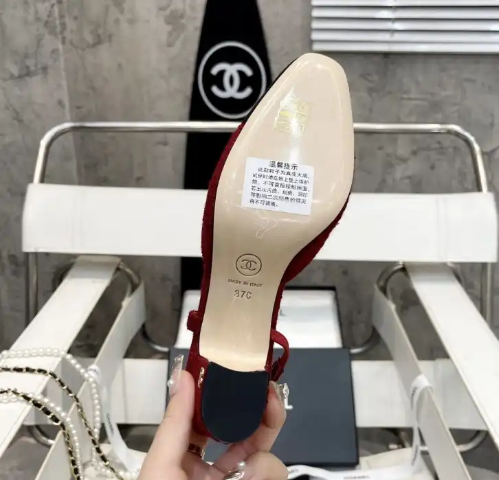 hype Chanel High Heels