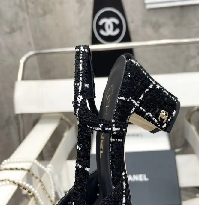 hype Chanel High Heels