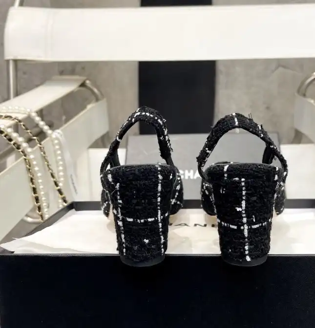 hype Chanel High Heels