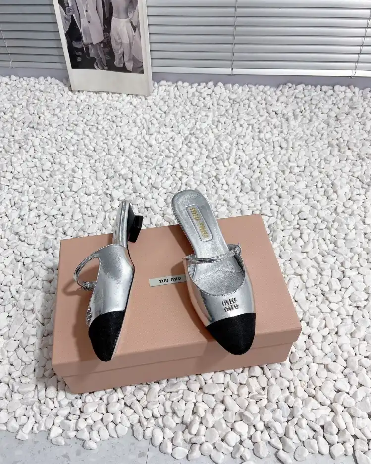 hype Miu Miu Slippers