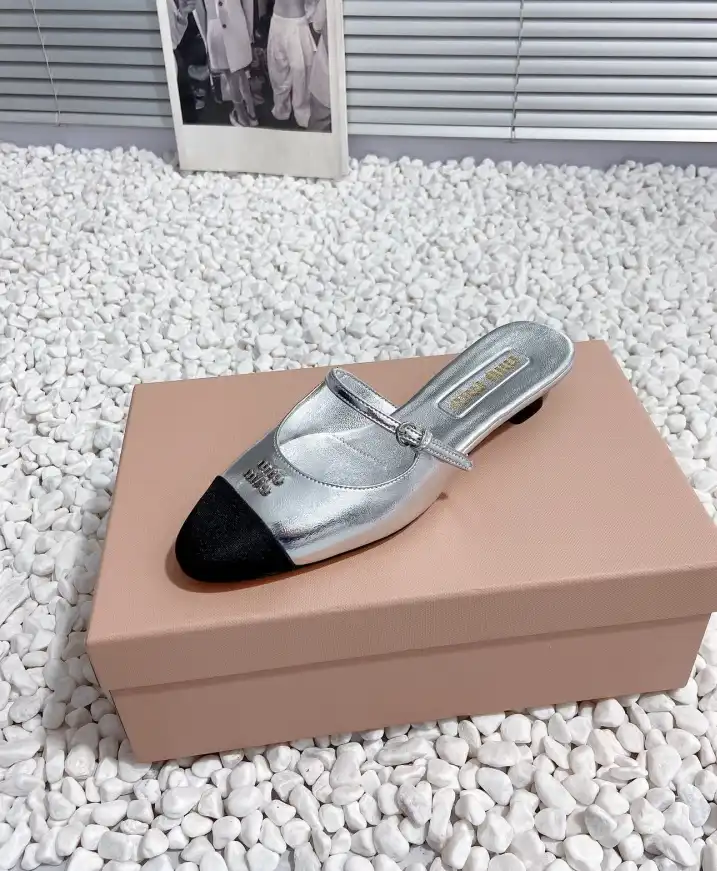 hype Miu Miu Slippers