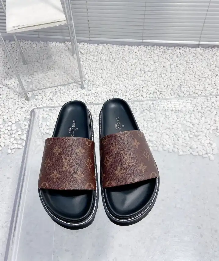 hype LV Slippers