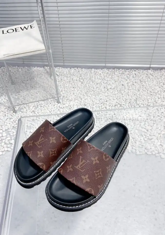 hype LV Slippers