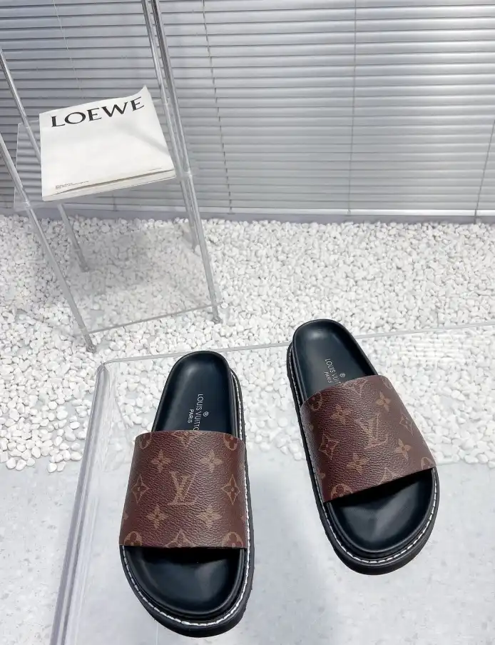 hype LV Slippers