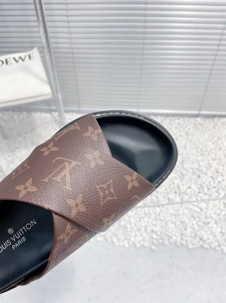 hype LV Slippers