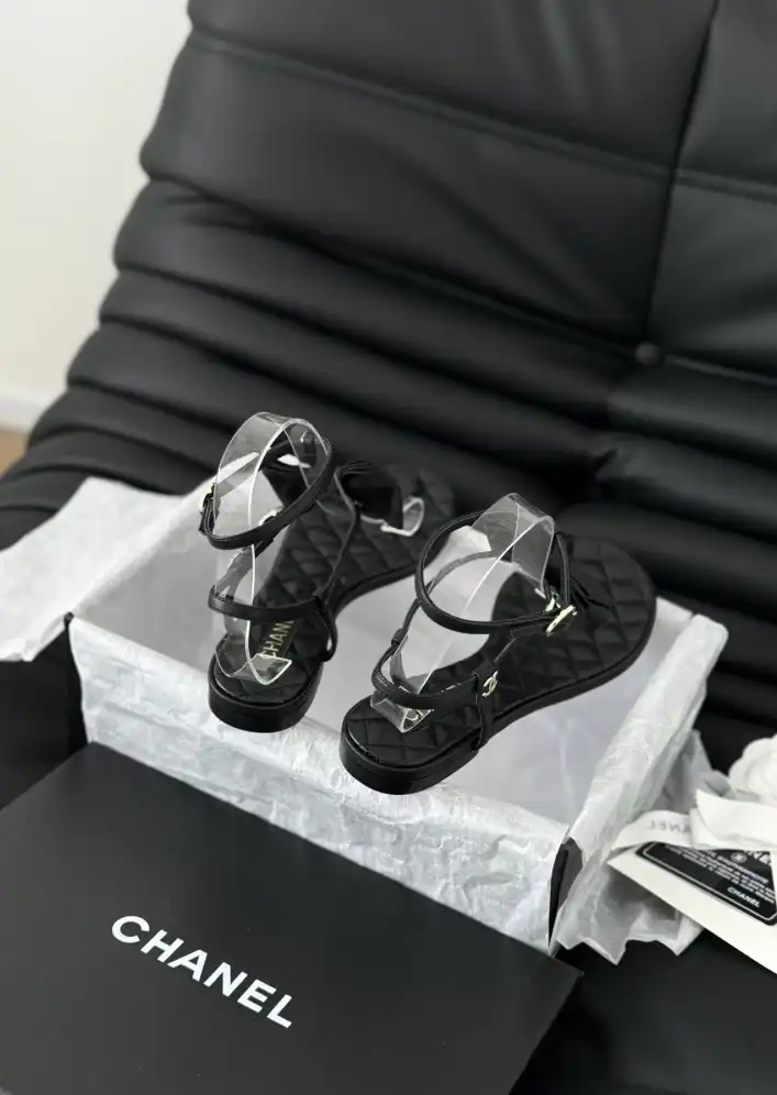 hype Chanel High Heels