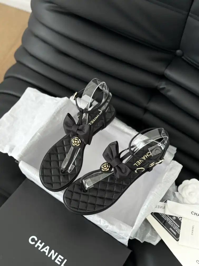 hype Chanel High Heels