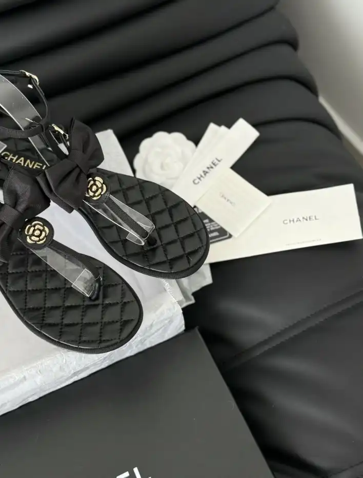 hype Chanel High Heels