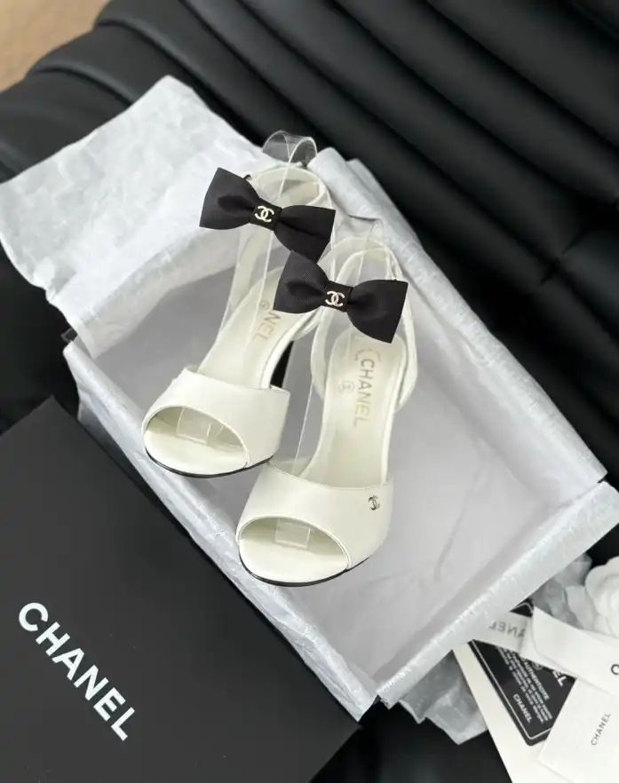 hype Chanel High Heels